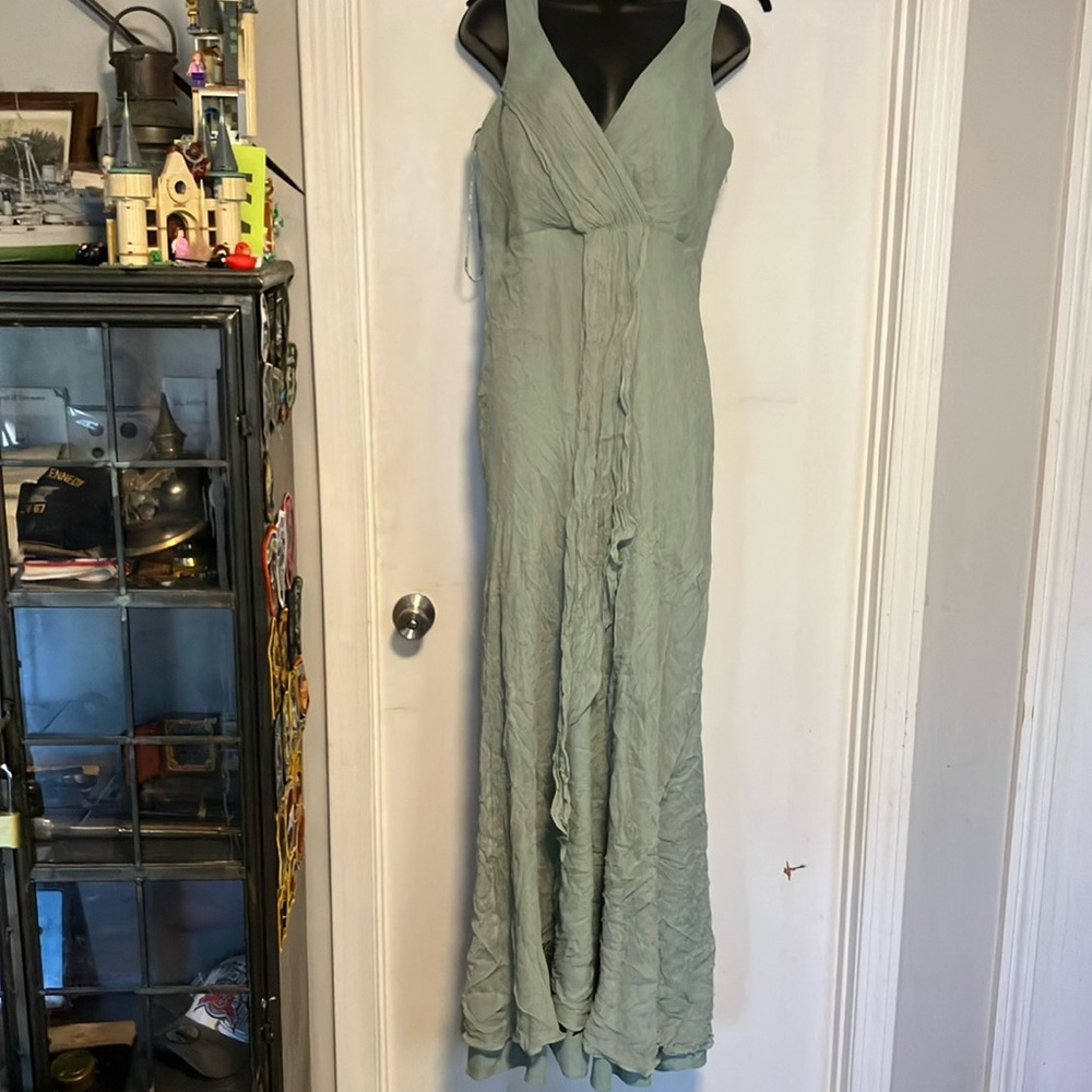 excellent Pre-owned J.Crew 100%Silk size 8  Sleeveless Green Dress